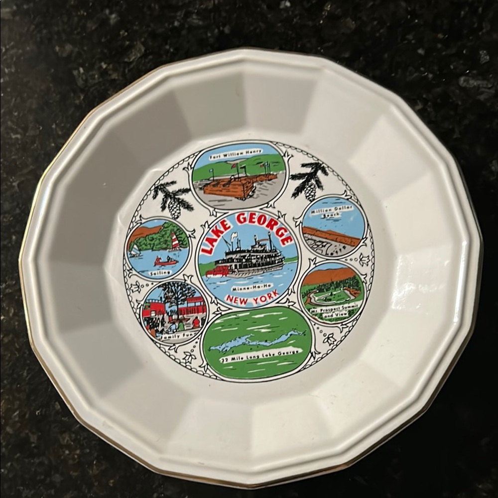 1980s Homer Laughlin Lake George Souvenir Plate